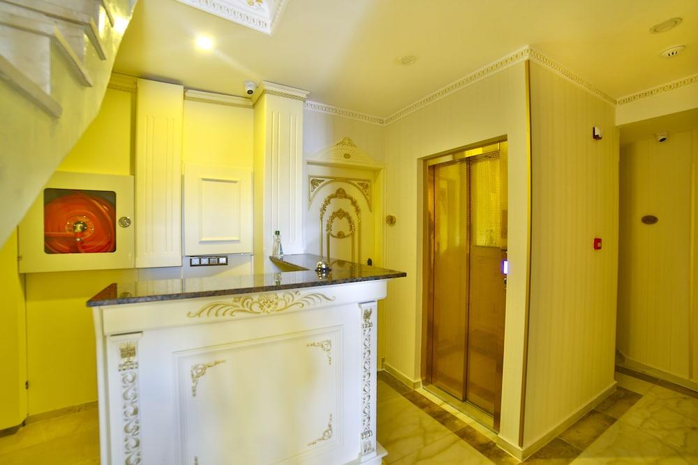 Nayla Palace Hotel Istanbul Exteriör bild